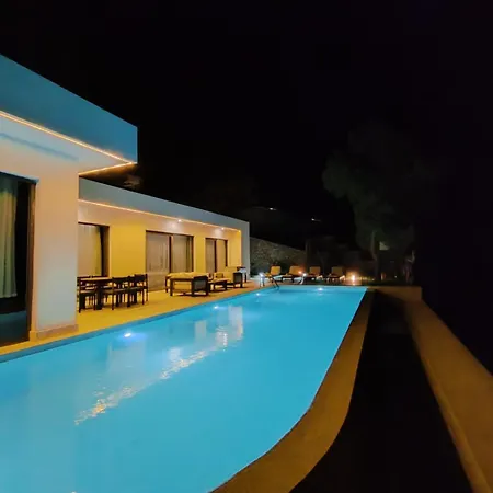 Sun 10 - Planet Luxury Villa