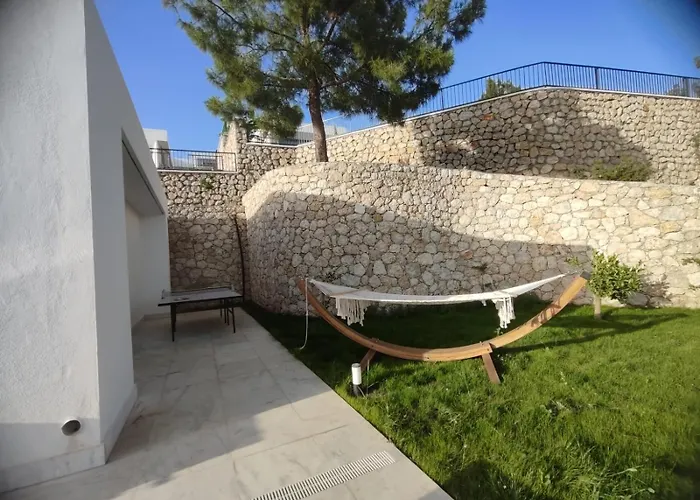 Sun 10 - Planet Luxury Islamlar (Mediterranean)