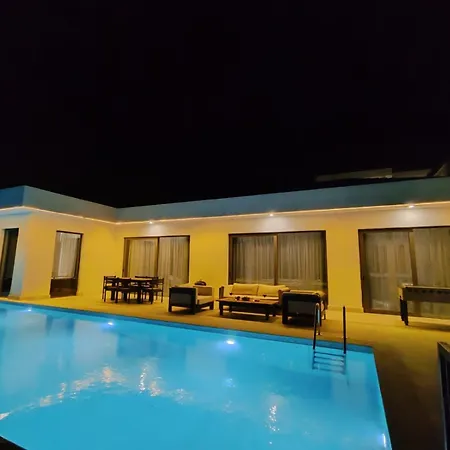 Sun 10 - Planet Luxury Villa *